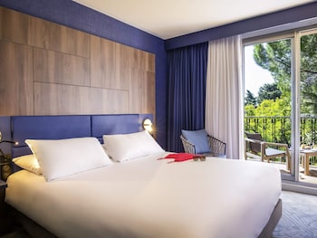 Privilege, Room, 1 Double Bed, Patio, Garden View