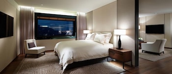 Premier Suite Double, Includes Executive Lounge Access (Outdoor Pool Access Excluded)