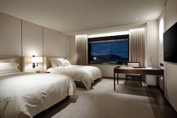 Run Of House (Randomly Room assigned upon check-in/Outdoor Pool Access Excluded)