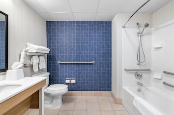 Room, 1 King Bed, Accessible (Hearing)