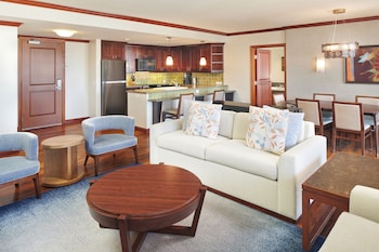 Suite, 2 Bedrooms (2 Kings with Sofabed, Penthouse)