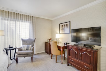 Premium Room, 1 King Bed