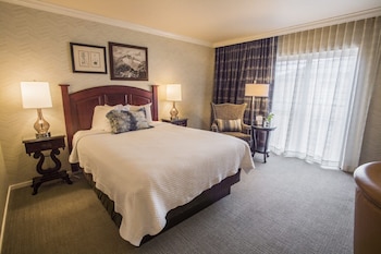 Superior Room, 1 Queen Bed