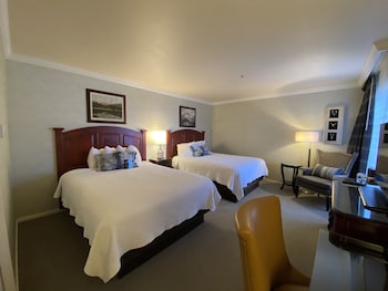Superior Room, 2 Queen Beds
