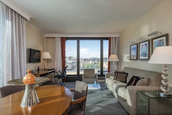 Executive Apartment, Club Lounge Access (Terrace Suite)