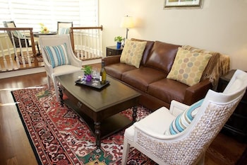 Luxury Apartment, Accessible