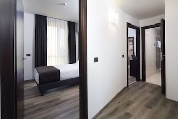 Comfort Twin Room, 2 Bathrooms