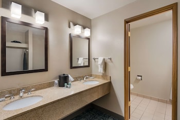 Standard Room, 1 King Bed, Non Smoking, Refrigerator & Microwave
