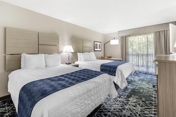 Suite, 2 Queen Beds, Non Smoking, Balcony