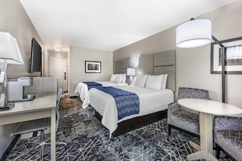 Standard Room, 2 Queen Beds, Non Smoking, Balcony