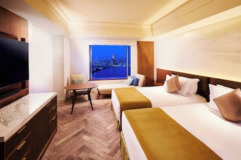 Classic Room, 2 Twin Beds, River View