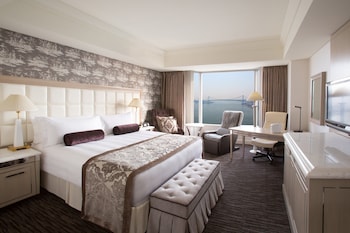 Classic Room, 2 Twin Beds, River View (High Floor)