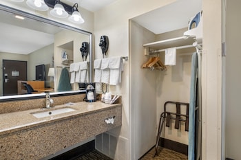 Standard Room, 2 Queen Beds, Non Smoking, Refrigerator & Microwave