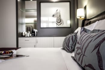 AVANI Room