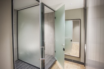 AVANI Superior Room