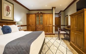 AVANI Presidential Suite