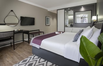 AVANI Room