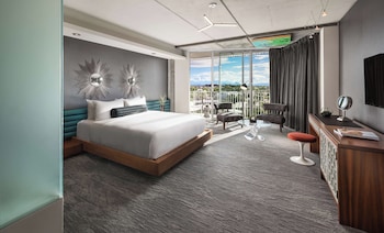 Two Bedroom Tower Suite King