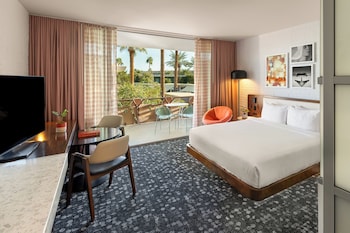 Two Bedroom Hideaway Suite King