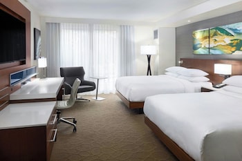 Room, 2 Queen Beds (Hearing Accessible)