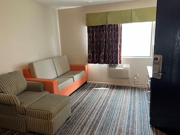 Studio Suite, Multiple Beds, Non Smoking