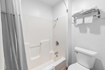 Standard Room, 2 Queen Beds