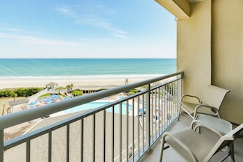 Standard Room, 1 King Bed, Oceanfront