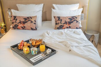 Junior Suite, 1 King Bed