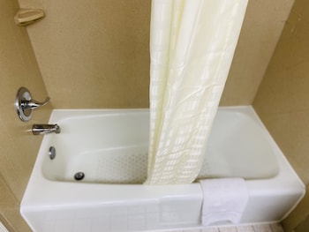 Room, 1 King Bed, Accessible, Smoking (Mobility/Roll-In Shower)
