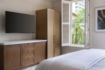 Banyan Deluxe City View, 2 Queen Beds, Newly Renovated