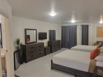 Superior Double Room, 2 Double Beds (Lotus)