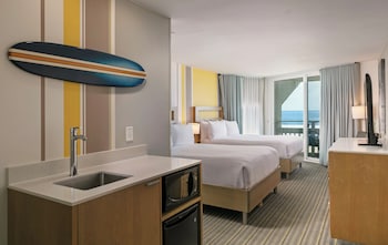 Premier Room, 2 Queen Beds, Balcony, Ocean View