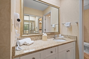 Premium Room, 2 Queen Beds, Accessible (Communications, Mobility, Access Tub)