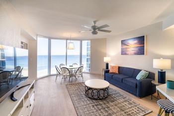 Condo, 2 Bedrooms (White Sands)