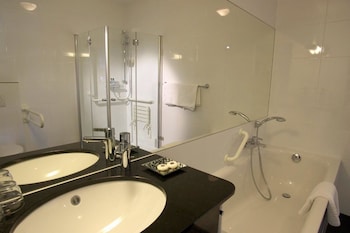 Classic Double or Twin Room