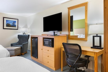 Standard Room, 2 Queen Beds, Non Smoking, Refrigerator & Microwave