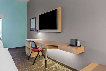 Standard Room, 2 Queen Beds, Non Smoking, Refrigerator & Microwave