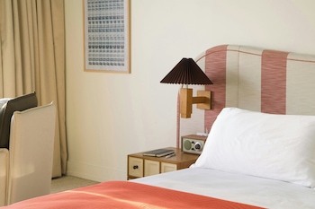 Standard Room, 2 Queen Beds, Accessible
