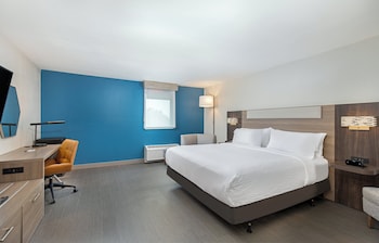 Standard Room, 1 King Bed, Accessible, Non Smoking (Communications, Mobility)