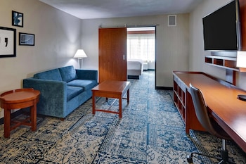 Suite, 1 King Bed, Non Smoking