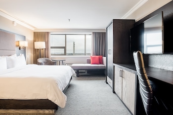 Standard Room, 1 King Bed