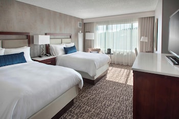 Room, 2 Double Beds (Mobility Accessible, Tub)