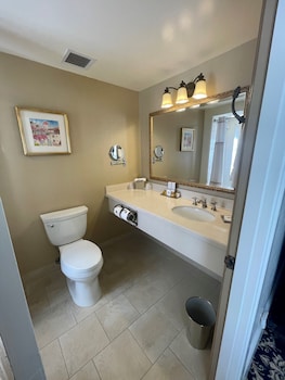Deluxe Room, 1 King Bed