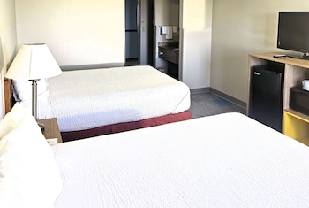 Room, 2 Queen Beds, Non Smoking