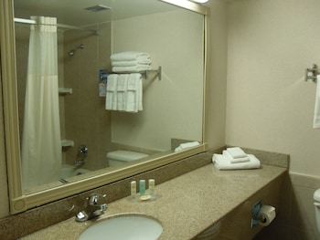 Standard Room, 2 Queen Beds, Non Smoking