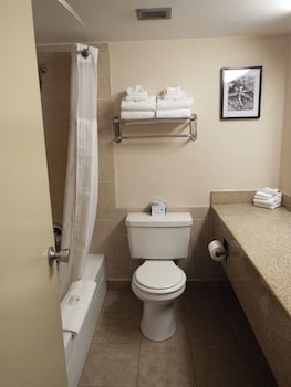 Standard Room, 2 Queen Beds, Non Smoking