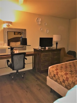 Room, 1 King Bed, Non Smoking