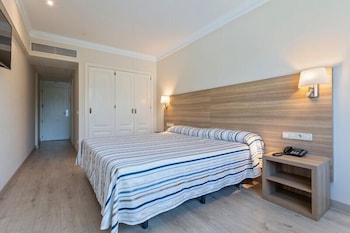 Triple Room (3 Adults)