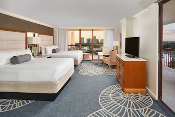 Gulf View Two Queen Beds Double Balcony