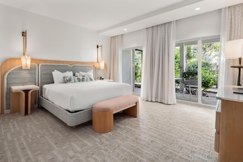 Suite, 1 King Bed (Villa)